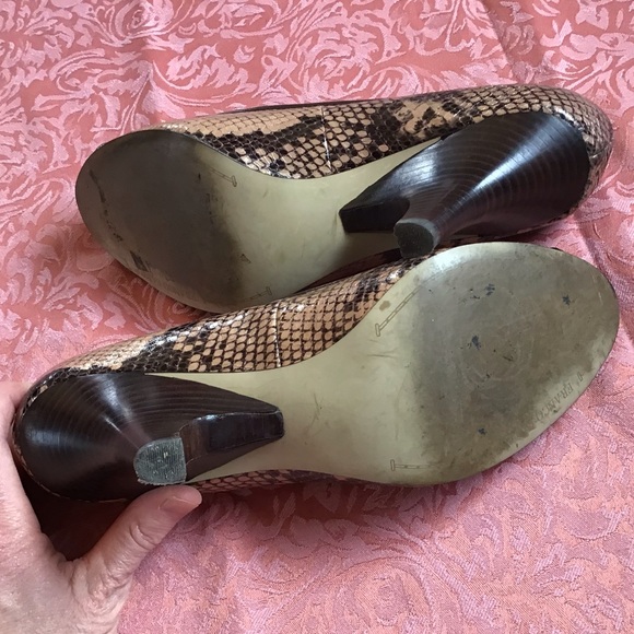 FRANCO SARTO faux snakeskin peep toe heels - Picture 7 of 8